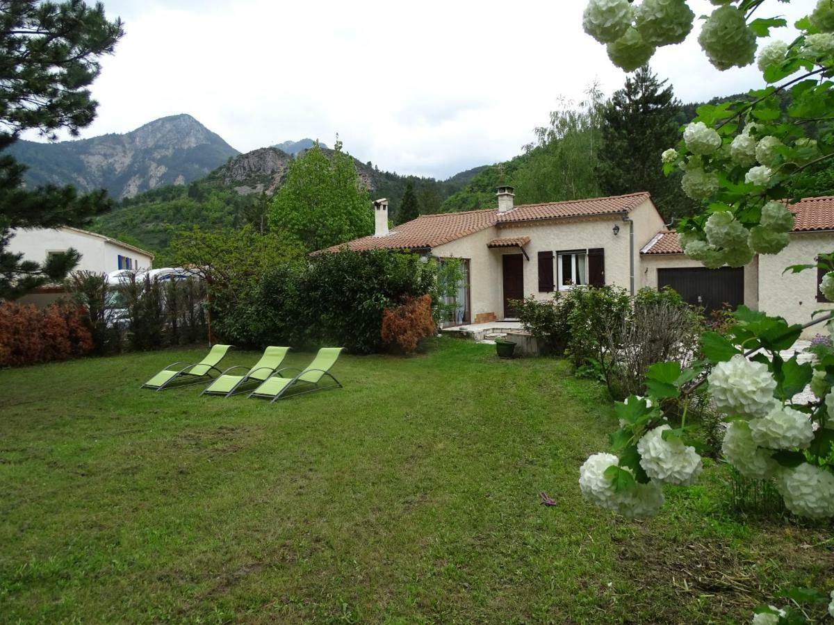 Vila Au Fil Du Verdon Castellane Exteriér fotografie